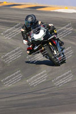 media/Feb-03-2024-SoCal Trackdays (Sat) [[767c60a41c]]/1-Turns 9 and 10 (940am)/
